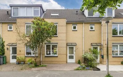 Tussenwoning te koop: Asserring 29, Theaterbuurt Amstelveen