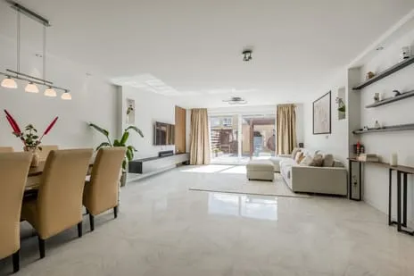 Tussenwoning te koop: Asserring 53, Theaterbuurt Amstelveen