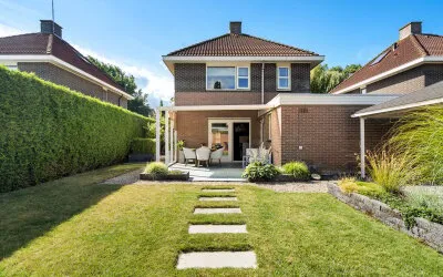 Semi-detached for sale: Assumburg 49, Landerijen Noord/West Lelystad