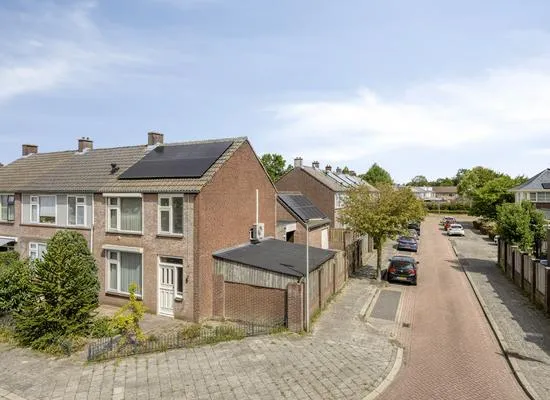 Corner house for sale: Asterstraat 2, Braken-Oost Drunen
