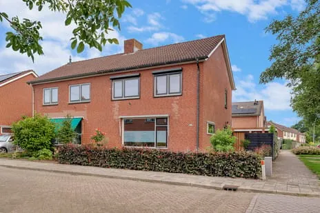 Twee-onder-één-kap te koop: Asterstraat 31, Wierden-Oost Wierden