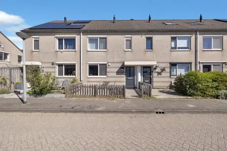 Tussenwoning te koop: Asterstraat 32, Bloemenbuurt Oost Almere