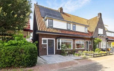 Hoekwoning te koop: Asterstraat 8, Bloemenbuurt-West Amersfoort