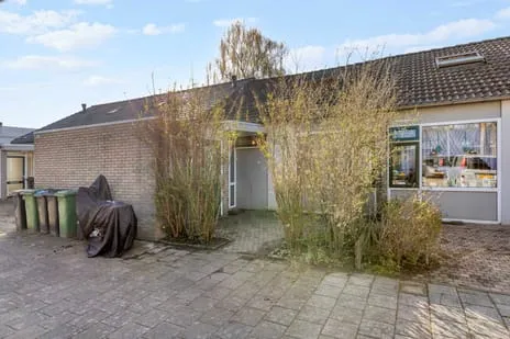 Tussenwoning te koop: Astronautenlaan 134, Eeuwsels Helmond