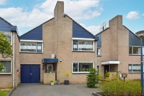 Tussenwoning te koop: Astronautenweg 14A, Grote Waal - Buurt 13 00 Hoorn