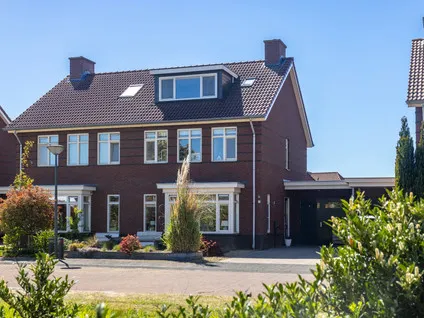 Tussenwoning te koop: Atalanta 18, Liesen Holten