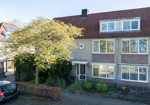 Tussenwoning te koop: Atalanta 223, Tweede woonwijk Zeewolde