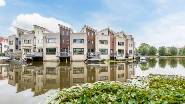 Tussenwoning te koop: Atalanta 34, Krommenie