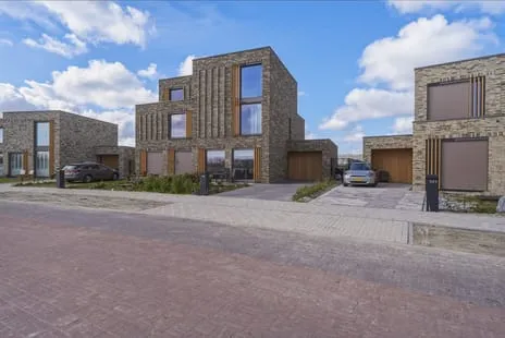 Twee-onder-één-kap te koop: Atalantalaan 261, Essenvelt Middelburg