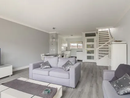 Tussenwoning te huur: Athenesingel 30, 'S-Gravenhage