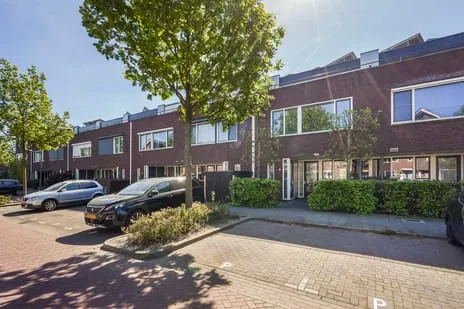 Tussenwoning te koop: Atlantische Oceaan 20, Woerdblok Naaldwijk