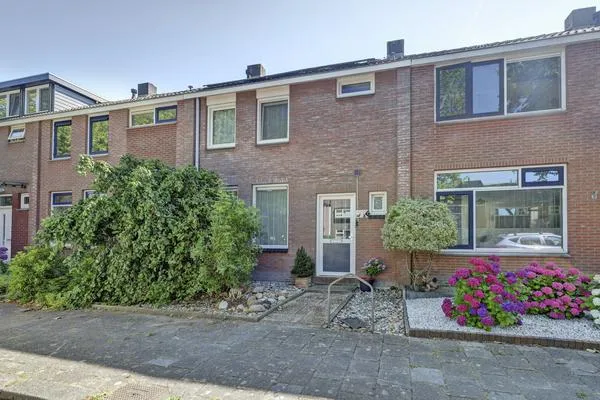 Tussenwoning te koop: Atlaslaan 7, Krakeel Hoogeveen