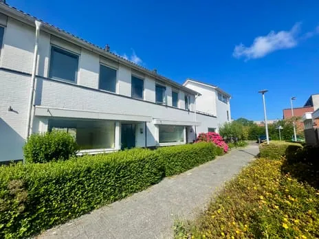 Tussenwoning te huur: Atletiekbaan 26, De Velden 'S-Gravenhage