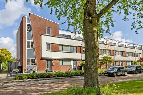 Hoekwoning te koop: Audrey Hepburnstraat 76, Filmwijk Midden Almere