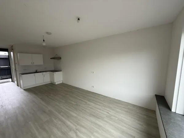 Studio te huur: August Allebéplein 426, Overtoomse Veld-Zuid Amsterdam
