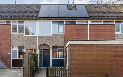 Tussenwoning te koop: August Vördingstraat 181, Hengelo