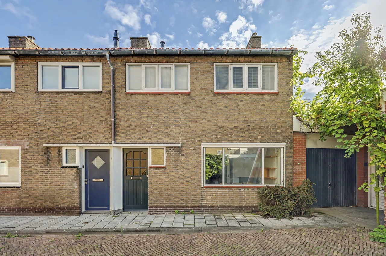 Tussenwoning te koop: Augustijnenstraat 15, Middelburg
