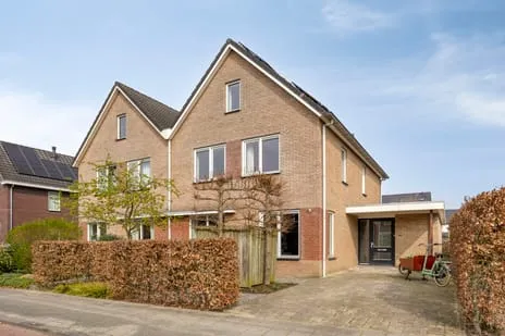 Semi-detached for sale: Auke Mollemastraat 15, Verspreide huizen Hoeven Zaltbommel