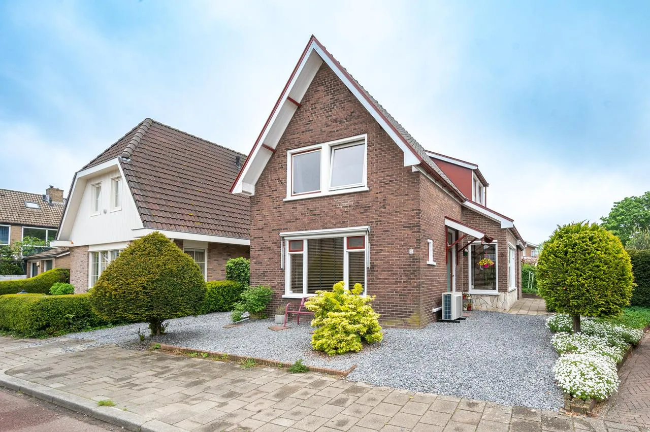 Vrijstaande woning te koop: Auroralaan 5, Apeldoorn