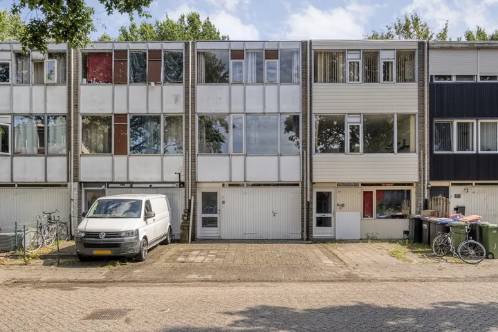 Tussenwoning te koop: Auskamplanden 217, Stroinkslanden-Zuid Enschede
