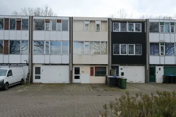 Studio te koop: Auskamplanden 219-1, Stroinkslanden-Zuid Enschede