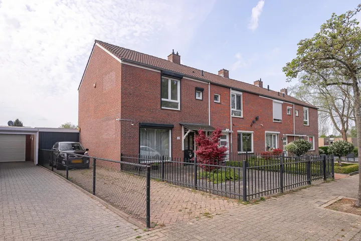 Hoekwoning te koop: Auvermoerstraat 17, Nieuw Lotbroek-Noord Hoensbroek