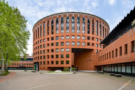 Appartement te koop: Avenue Ceramique 11C, Wyck Maastricht