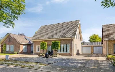 Detached house for sale: Averbodelaan 12, Hooge Mierde Hooge Mierde