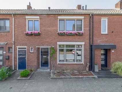 Tussenwoning te koop: Averbodestraat 46, Blerick-Centrum Venlo