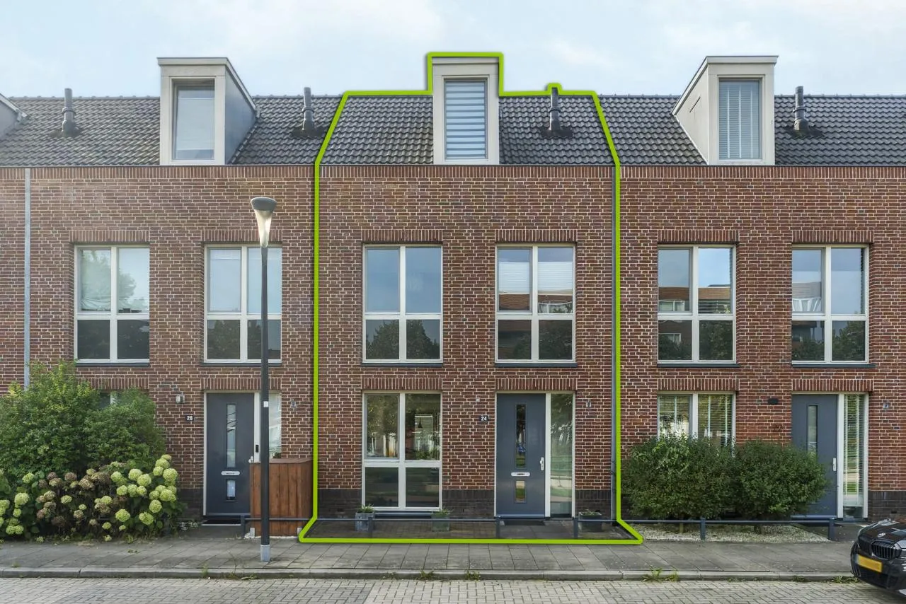 Tussenwoning te koop: Ávilastraat 24, Lent