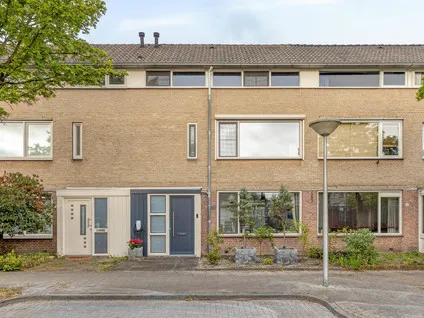 Tussenwoning te koop: Avondroodstraat 10, Eindhoven