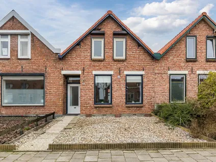 Tussenwoning te koop: Axelsestraat 72, Zaamslag