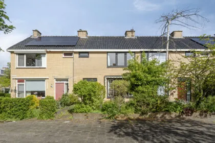 Tussenwoning te koop: Azalealaan 17, Recreatiebuurt Heerhugowaard