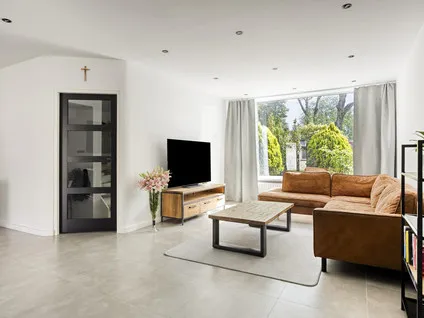 Tussenwoning te koop: Azalearing 54, Zundert Zundert