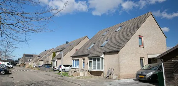 Hoekwoning te huur: Azaleastraat 1, Bloemenbuurt Oost Almere