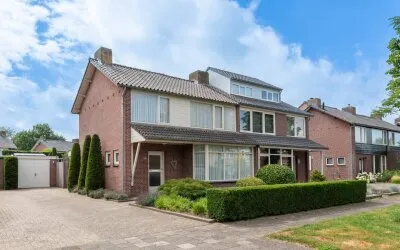 Twee-onder-één-kap te koop: Azaleastraat 38, Nijnsel Sint-Oedenrode