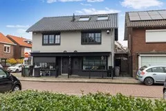 Twee-onder-één-kap te koop: B.W. ter Kuilestraat 216, Enschede