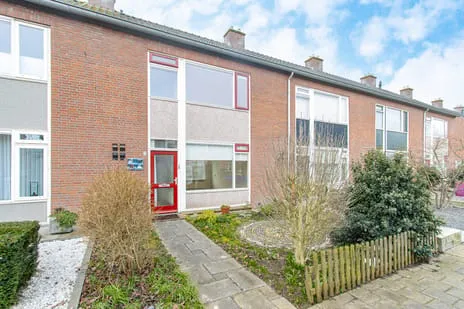 Tussenwoning te koop: B.A. van der Colffstraat 3, Woudrichem zuid Woudrichem