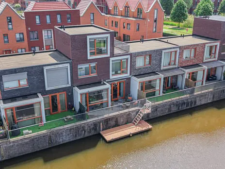 Tussenwoning te koop: Baak van Hellevoetsluis 15, De Baken Amersfoort