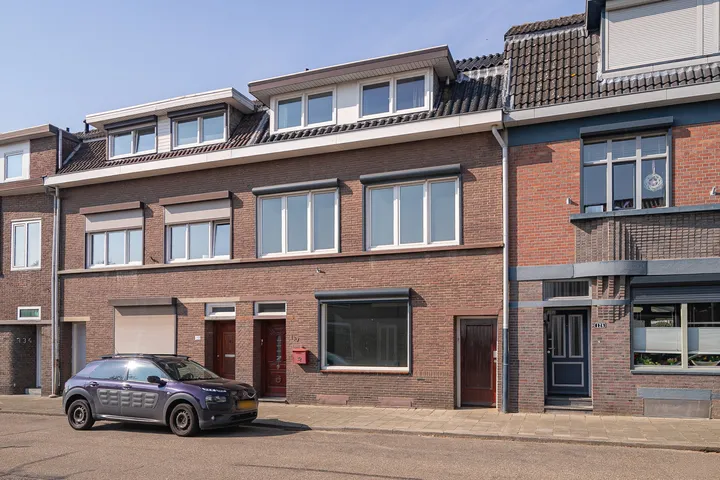Tussenwoning te koop: Baanstraat 130, Schaesberg Centrum Landgraaf