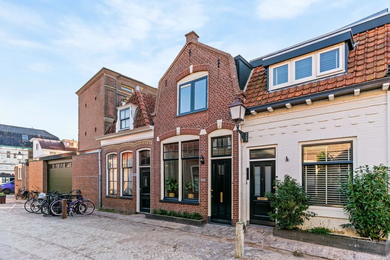 Tussenwoning te koop: Baanstraat 22, Hoorn