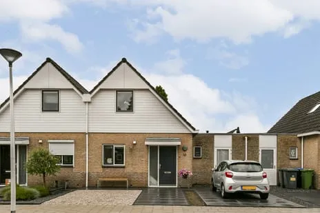 Tussenwoning te koop: Baardmannetje 10, Nieuw-Lekkerland-Dorp Nieuw-Lekkerland