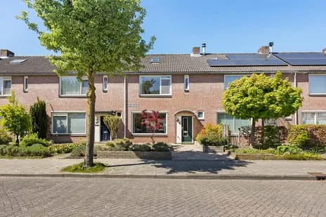 Tussenwoning te koop: Baarle Hertoglaan 53, Tempel Eindhoven