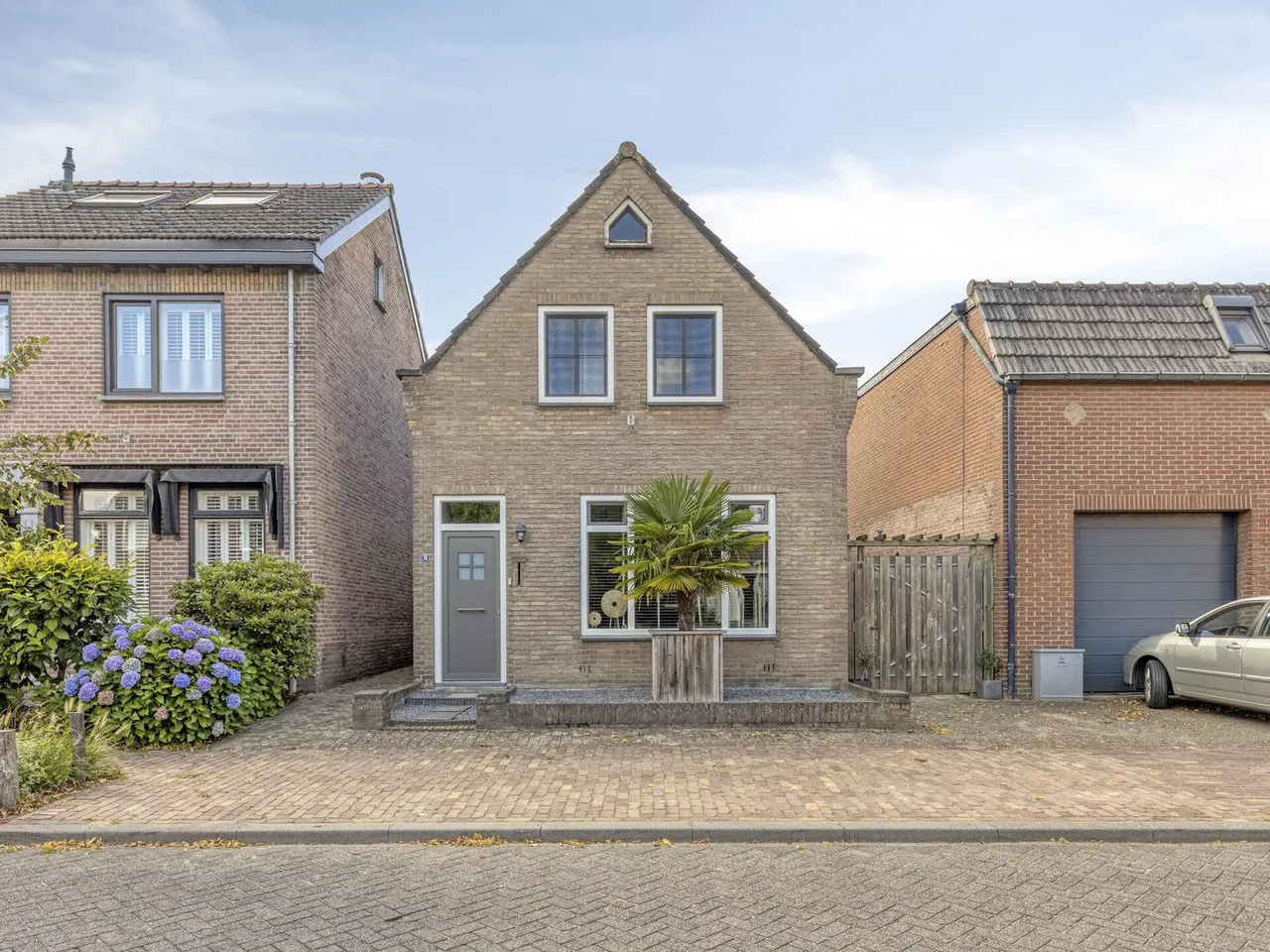 Vrijstaande woning te koop: Baarleseweg 16, Alphen