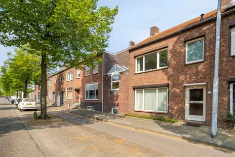 Tussenwoning te koop: Baarlosestraat 36, Blerick-Centrum Venlo