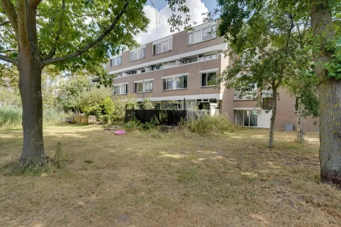 Apartment for sale: Baarnhoeve 70, Hoevenbuurt Vlaardingen