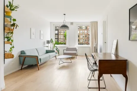 Apartment for sale: Baarsjesweg 232-1, Paramariboplein e.o. Amsterdam