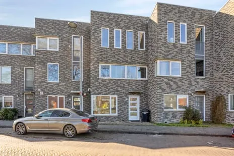 Tussenwoning te koop: Baarssingel 28, De Vissen 'S-Gravenhage