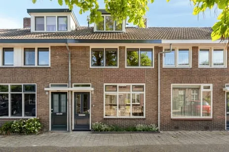 Tussenwoning te koop: Baarsstraat 25, Oude Spoorbaan Eindhoven