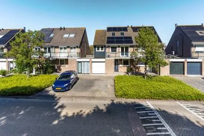 Tussenwoning te koop: Baarsweg 15, Waterwijk Noord Almere